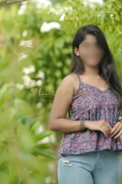 Gannam  Top model  𝟵𝟯𝟬𝟰𝟲𝟭𝟱𝟭𝟮𝟳 college call girl service available  in